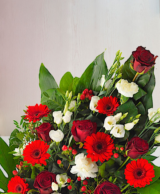 Ramo funerario rosas y lisianthus